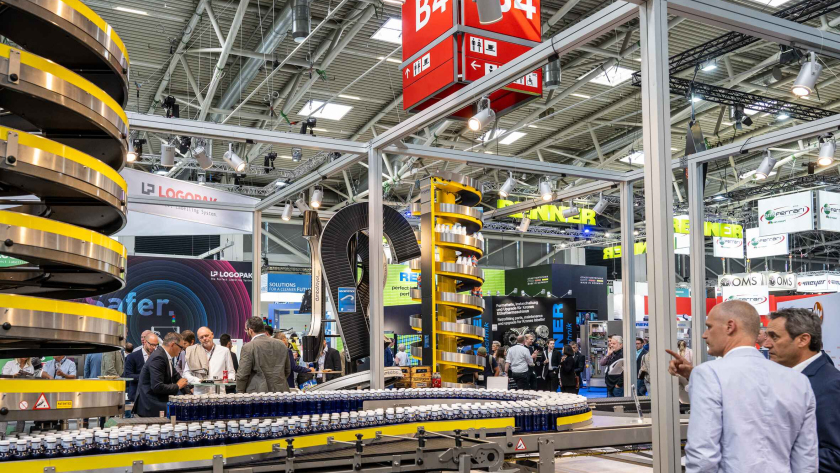 Proizvođači pića i dobavljači opreme na sajmu drinktec 2025, globalnoj platformi za inovacije u industriji pića